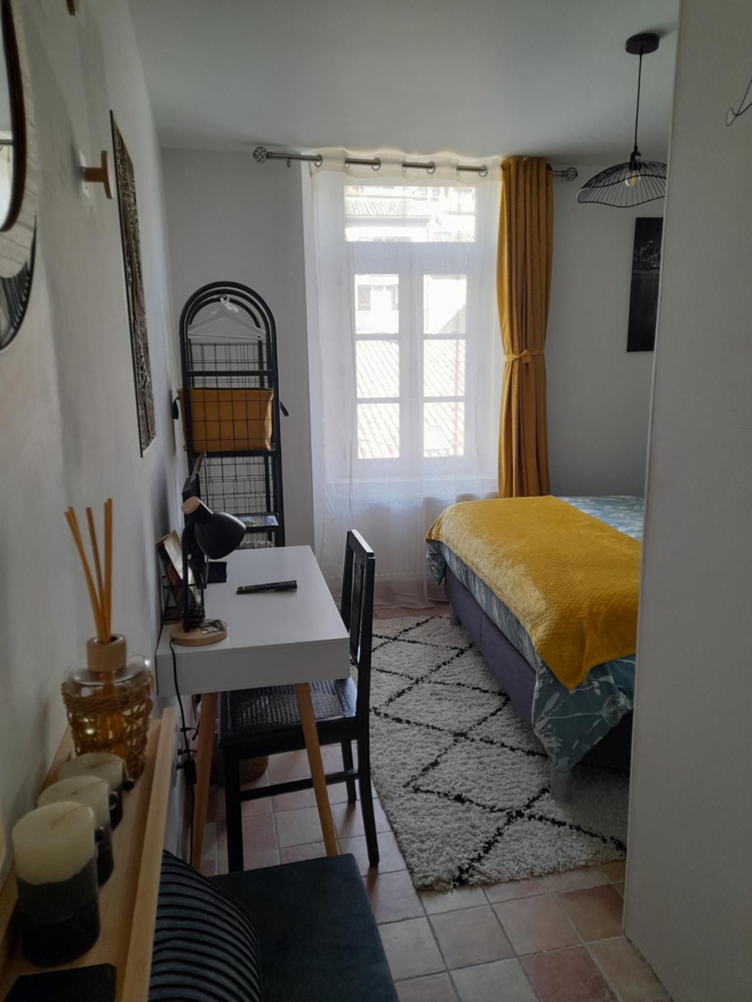 Les Mirabelles Chambres D'Hotes Sisteron Exterior photo